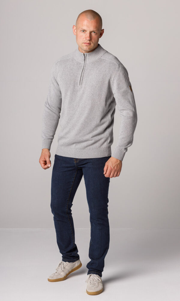 Alternative view of Sweater "Oak" Grey