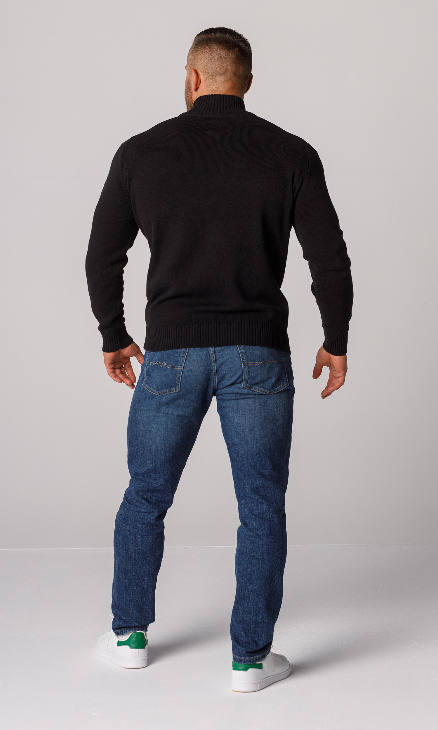 Sweater "Oak" Black - Image 3